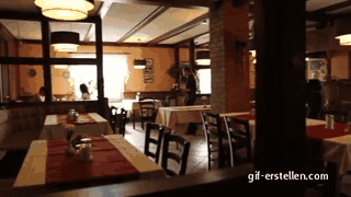 im Restaurant reichen wir Ihnen wohlschmeckende Speisen, aus gutbürgerlicher bis regionaltypischer Küche, Saisonbedingte Angebote wie Knieper, Spargel, Pilze und Spanferkel bereichern zusätzlich Ihren Speiseteller.